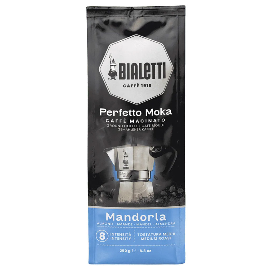 vista frontale caffè macinato perfetto moka mandorla