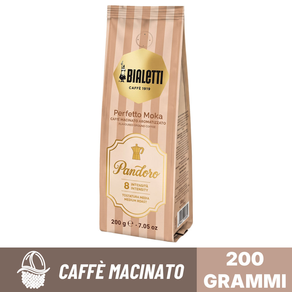 Confezione da 200 grammi di caffè macinato Bialetti Perfetto Moka, gusto aromatizzato Pandoro (intensità 8, tostatura media), mostrata di tre quarti con banner grafico "Caffè Macinato 200 Grammi".