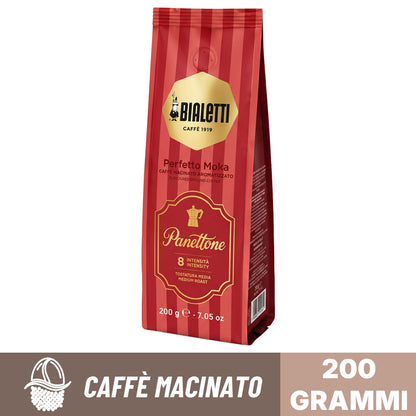 Confezione da 200 grammi di caffè macinato Bialetti Perfetto Moka, gusto aromatizzato Panettone (intensità 8, tostatura media), mostrata di tre quarti con banner grafico "Caffè Macinato 200 Grammi"