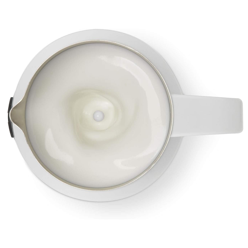 Dettaglio montalatte latte art caffitaly