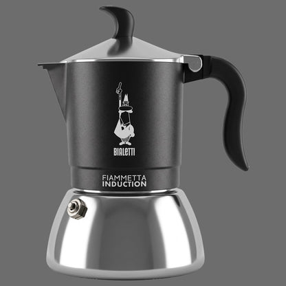 Caffettiera Bialetti Fiammetta Induction da 4 tazze con raccoglitore superiore di colore grigio scuro e caldaia in acciaio lucido.
